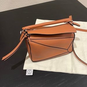 LOEWE mini Puzzle (Tan)